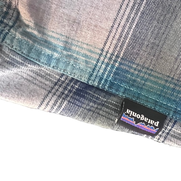 PATAGONIA Light Weigth Taditional Flannel Button Up Shirt XL Blue Grey Plaid - Picture 5 of 7